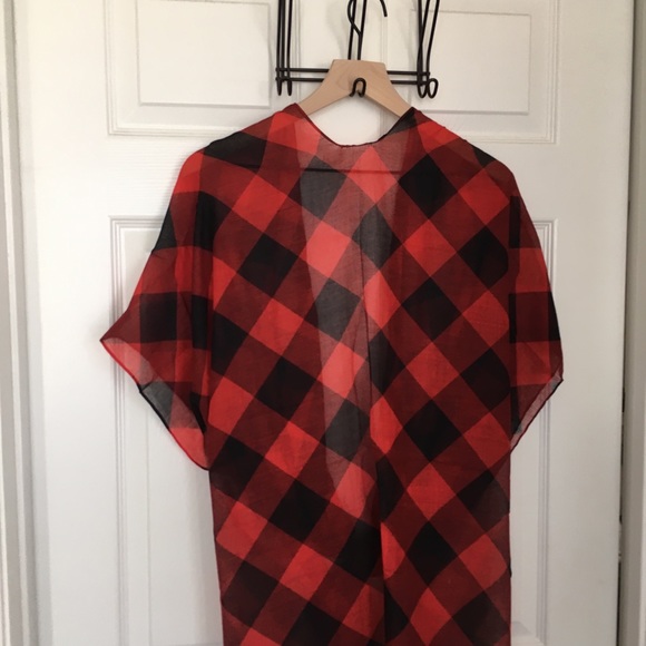 Last one! Holiday Buffalo Check Kimono - Picture 7 of 9